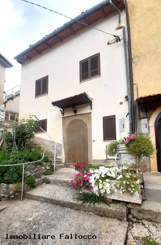 Scurcola Marsicana, largo Cantlupo, abitazione indipendente