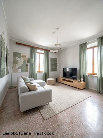 Rif 491 ASR – Scurcola Marsicana Appartamento in Via Lombardia Appartamento di 5 vani al primo piano